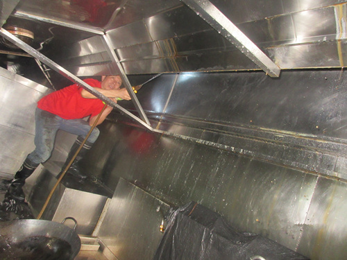 食堂煙罩清洗.jpg 食堂煙罩清洗.jpg